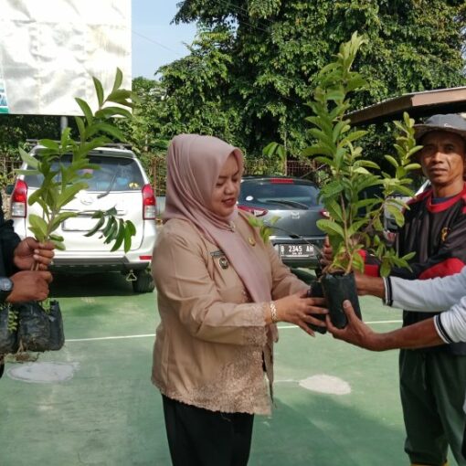 Hari lingkungan hidup sedunia cipayung girang