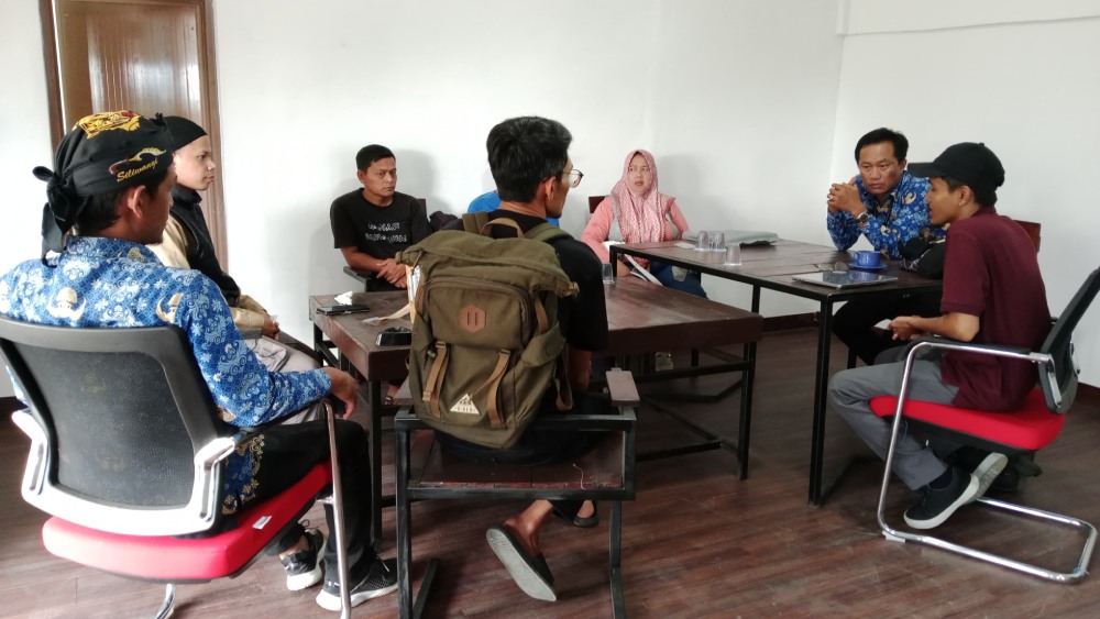 Pelatihan geo tagging menggunakan sipade desa cipayung girang